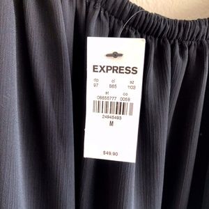 Off the Shoulder, Sheer sleeve shirt